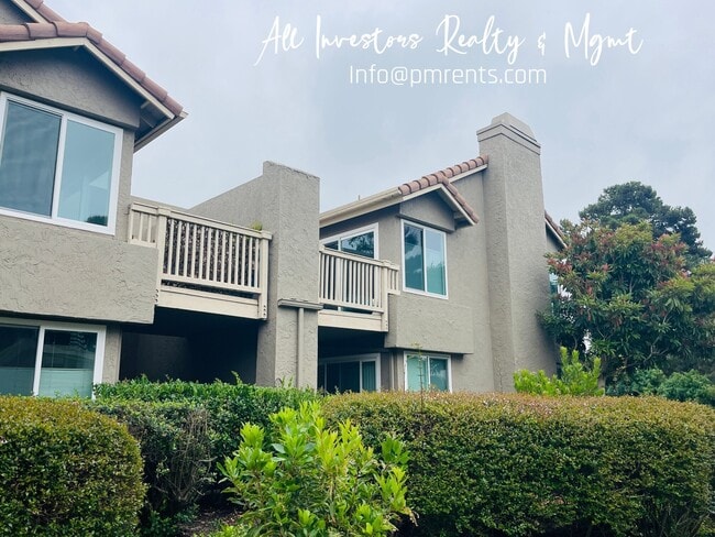 property at 930 Via Mil Cumbres