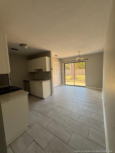 644 Mosswood Ln in Fayetteville, NC - Building Photo - Building Photo