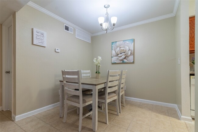 6700 S Dairy Ashford Rd in Houston, TX - Building Photo - Building Photo