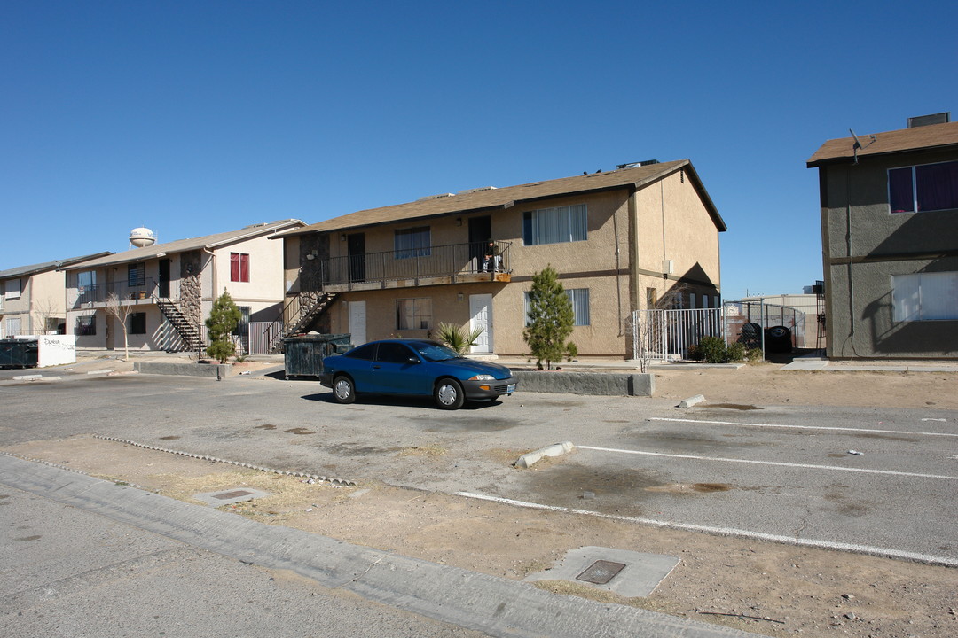 Puebla Estates in Las Vegas, NV - Building Photo