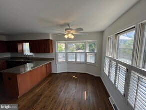 6017 Cromwell Pl in Alexandria, VA - Building Photo - Building Photo