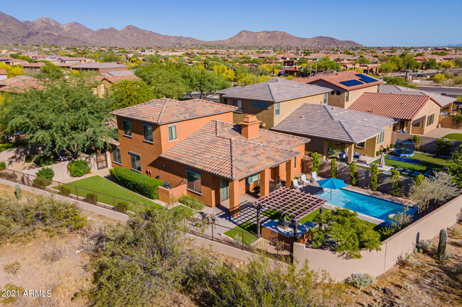 9768 E S Bend Dr in Scottsdale, AZ - Foto de edificio - Building Photo