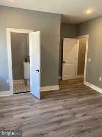 2700 Ash St photo'