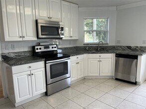 1413 SW 158th Ave in Pembroke Pines, FL - Building Photo - Building Photo