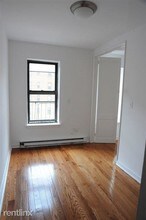 1597 York Ave in New York, NY - Building Photo - Building Photo
