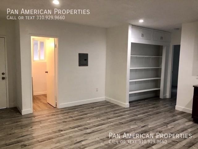 94 E Market St in Long Beach, CA - Building Photo - Building Photo