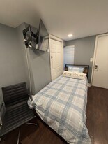 614 S Luzerne Ave in Baltimore, MD - Building Photo