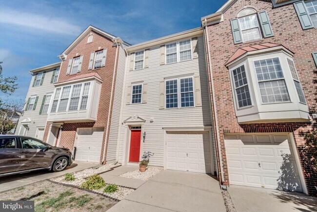 15972 Canada Goose Loop in Woodbridge, VA - Building Photo - Building Photo