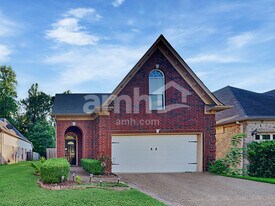 2713 Bending Elm Dr in Cordova, TN - Building Photo