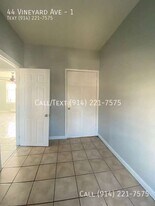 44 Vineyard Ave in Yonkers, NY - Building Photo