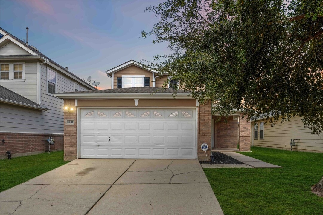 2623 Skyview Glen Ct in Houston, TX - Building Photo