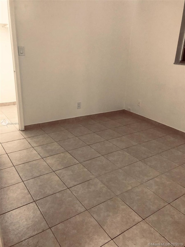 236 SE 9th Ave-Unit -1-4 in Pompano Beach, FL - Building Photo - Building Photo