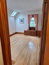 384 Hall Ave, Unit #2 in St. Paul, MN - Foto de edificio - Building Photo