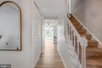 10264 Wayover Way in Columbia, MD - Building Photo - Building Photo