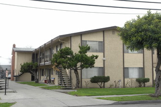 26997 Tyrrell Ave in Hayward, CA - Building Photo - Building Photo