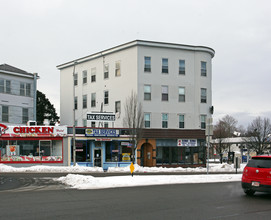 338-342 Grafton St in Worcester, MA - Foto de edificio - Building Photo