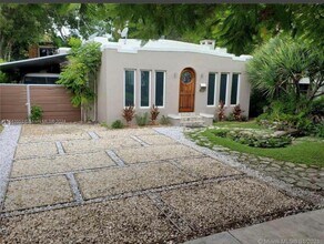 1852 SW 2nd Ave in Miami, FL - Building Photo - Building Photo
