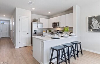 8357 Everly Preserve Dr in Lehigh Acres, FL - Building Photo - Building Photo