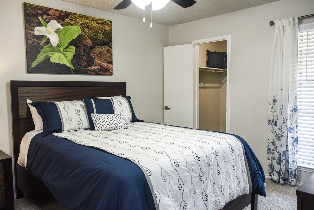 Town Creek Apartments in Coppell, TX