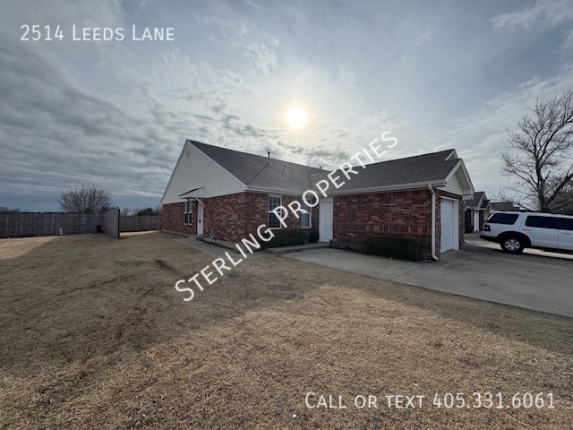 2514 Leeds Ln in Norman, OK - Foto de edificio - Building Photo