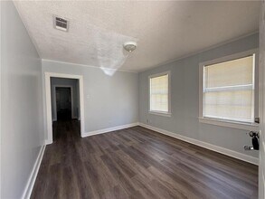 1206 Alba St in Mobile, AL - Building Photo - Building Photo