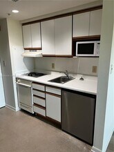 5719 SW 72nd St in Miami, FL - Building Photo - Building Photo