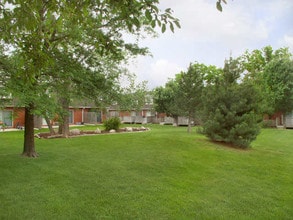 Village Park at Eastborough in Wichita, KS - Building Photo - Building Photo