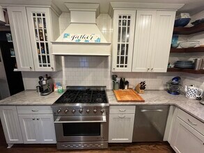 1260 Francis St NW in Atlanta, GA - Building Photo - Building Photo