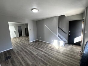 7311 Woodlawn Ave in Pittsburgh, PA - Building Photo - Building Photo
