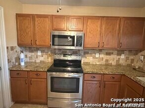 7631 Presidio Creek in Boerne, TX - Building Photo - Building Photo