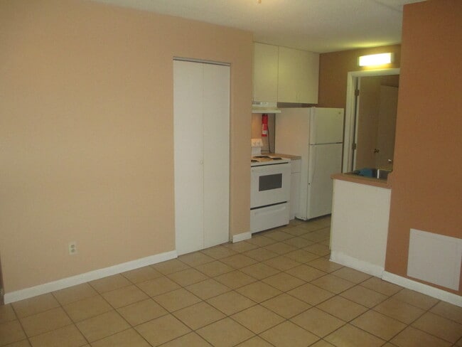 1717 Dixon Blvd, Unit 86
