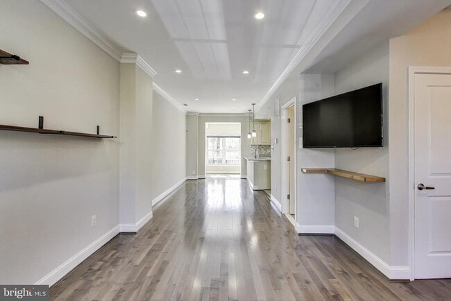 317 Todd Pl NE in Washington, DC - Building Photo - Building Photo