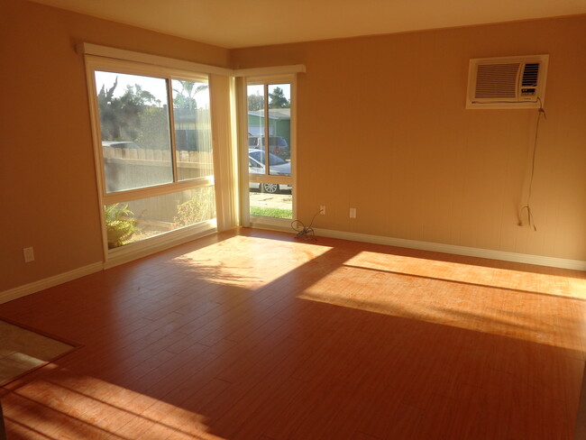 4863-4865 Coconino Way in San Diego, CA - Building Photo - Building Photo