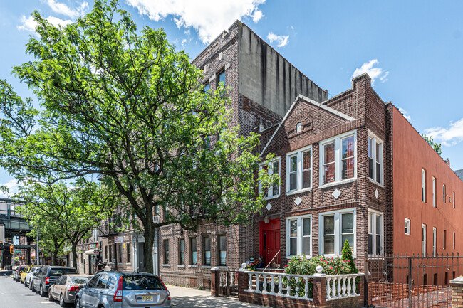 498 Pennsylvania Ave in Brooklyn, NY - Building Photo - Building Photo