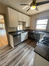 9707 Clifton Blvd in Cleveland, OH - Foto de edificio - Building Photo