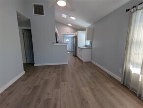 5005 Newton Ave S in Gulfport, FL - Building Photo - Building Photo