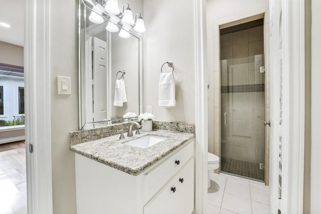 910 Peachwood Bend in Houston, TX - Building Photo - Building Photo