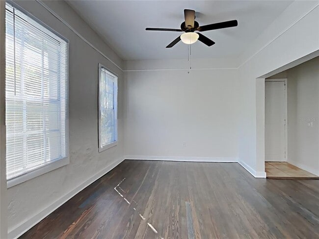 2305 W Texas Ave in Tampa, FL - Building Photo - Building Photo