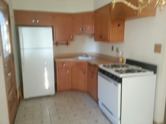 2390 S 92nd St, Unit #3