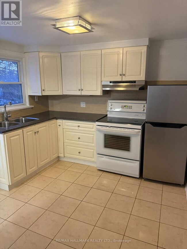 property at 160 Welland Ave