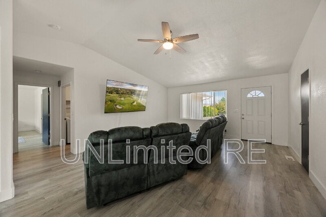 3486 N Christine Dr in Prescott Valley, AZ - Building Photo - Building Photo
