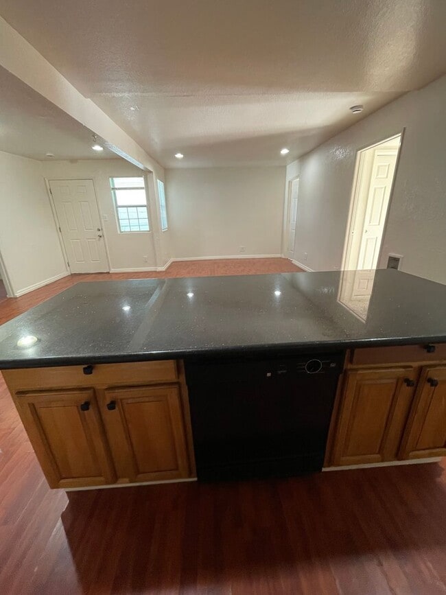 1669 12th St in Oakland, CA - Building Photo - Building Photo