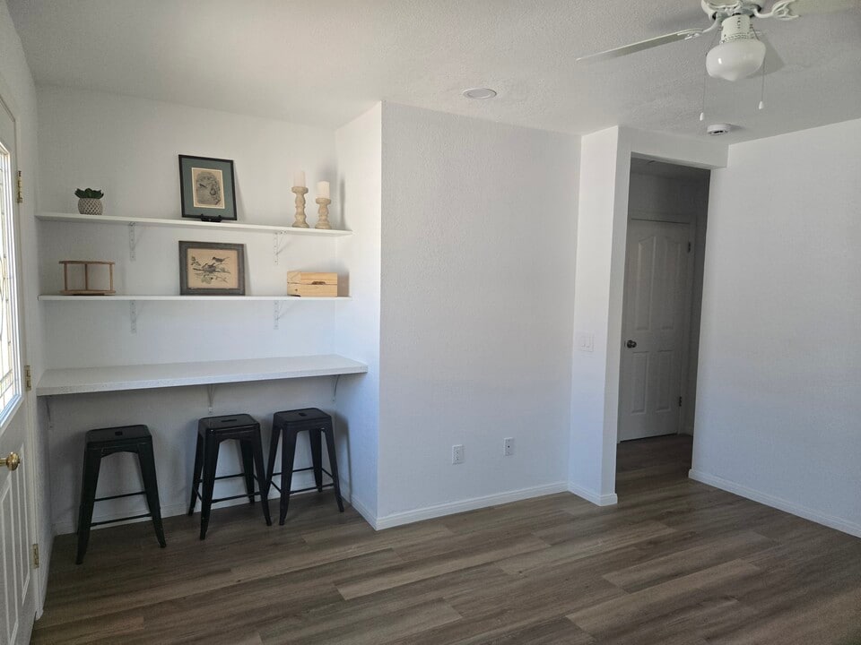 53660 Avenida Herrera, Unit B in La Quinta, CA - Building Photo