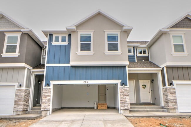 756 N Old Fort Dr in Springville, UT - Building Photo - Building Photo