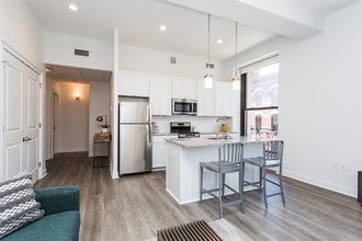 G Reserve in Providence, RI - Foto de edificio - Interior Photo