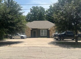 326 Church Ave in Waco, TX - Building Photo
