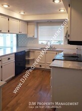 5109 S Council Bluffs Way in Boise, ID - Building Photo - Building Photo