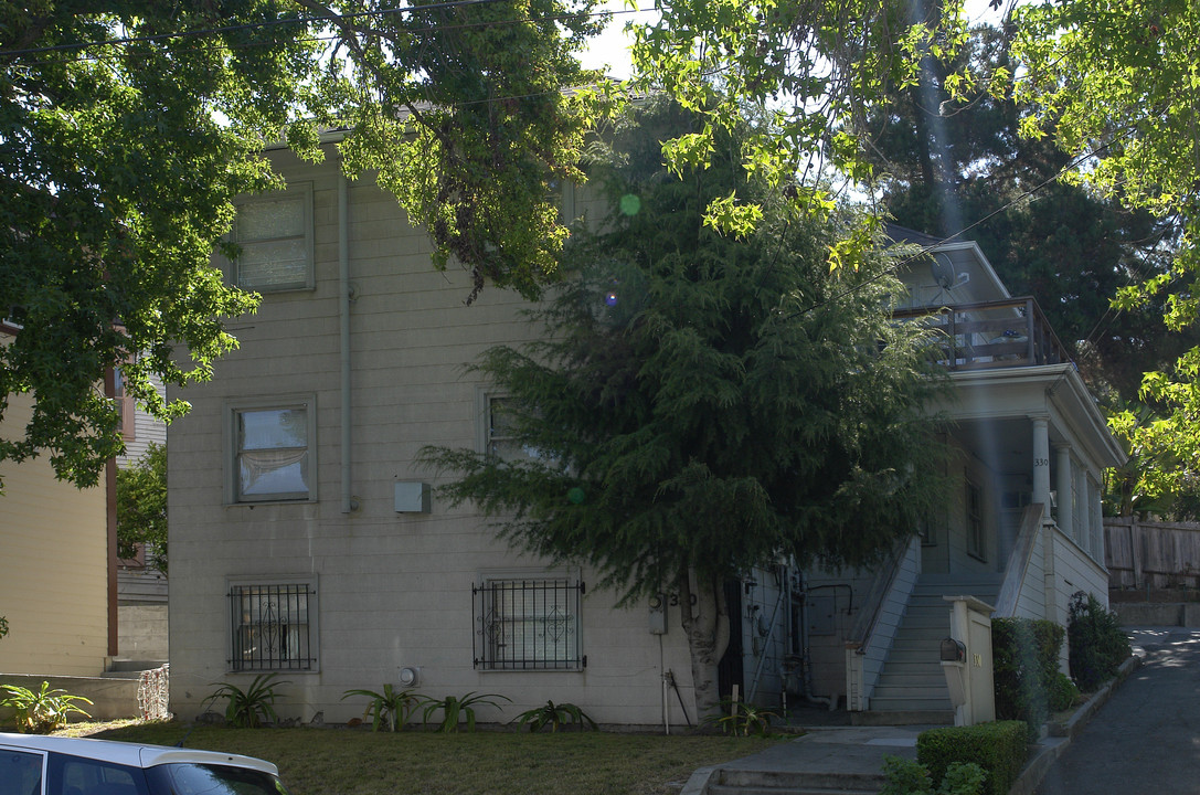 330 Athol Ave in Oakland, CA - Foto de edificio