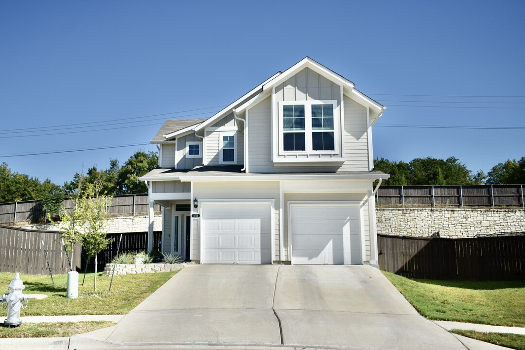 5713 Respinto Dr in Austin, TX - Building Photo