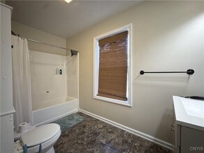 222 Academy St in Watertown, NY - Building Photo - Building Photo